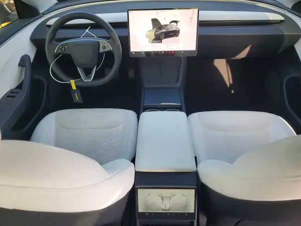 5YJ3E1EA0SF045420 2025 TESLA MODEL 3 - Image 8