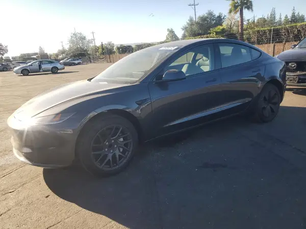 5YJ3E1EA0SF046180 2025 TESLA MODEL 3 - Image 1