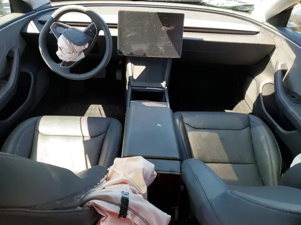 5YJ3E1EA0SF053159 2025 TESLA MODEL 3 - Image 8