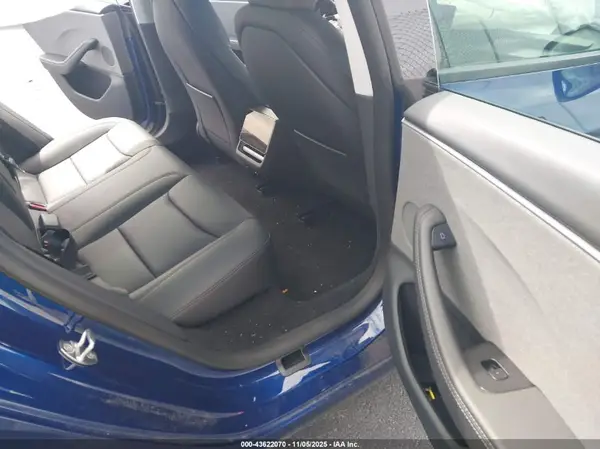 5YJ3E1EA0SF057485 2025 TESLA MODEL 3 - Image 8