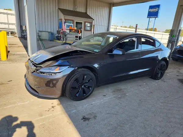 5YJ3E1EA0SF073279 2025 TESLA MODEL 3 - Image 1