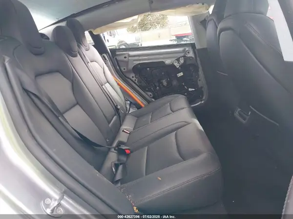 5YJ3E1EA0SF873824 2025 TESLA MODEL 3 - Image 8