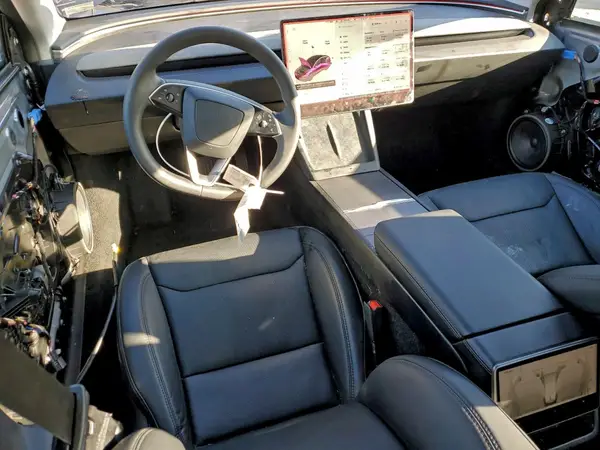 5YJ3E1EA0SF877579 2025 TESLA MODEL 3 - Image 8
