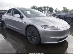 5YJ3E1EA0SF885388 2025 TESLA MODEL 3