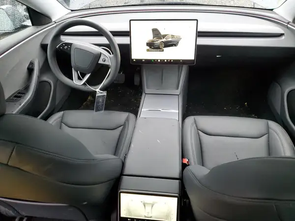 5YJ3E1EA0SF886198 2025 TESLA MODEL 3 - Image 8