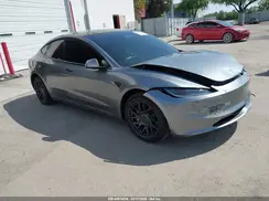5YJ3E1EA0SF886976 2025 TESLA MODEL 3