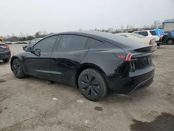 5YJ3E1EA0SF890851 2025 TESLA MODEL 3 - Image 2