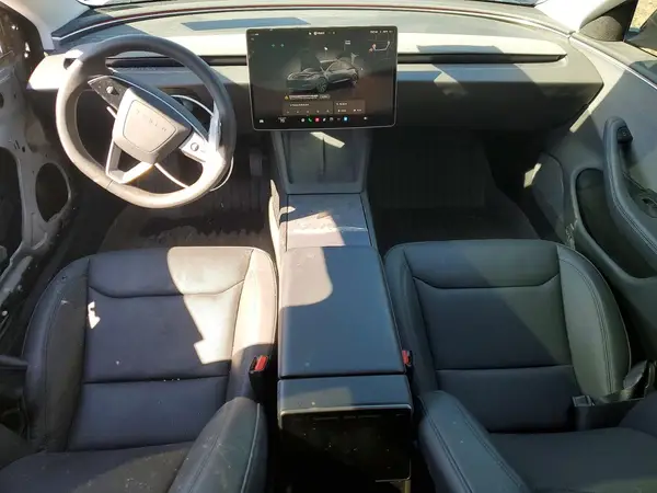 5YJ3E1EA0SF897184 2025 TESLA MODEL 3 - Image 8