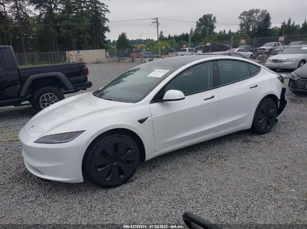 5YJ3E1EA0SF898318 2025 TESLA MODEL 3 - Image 2