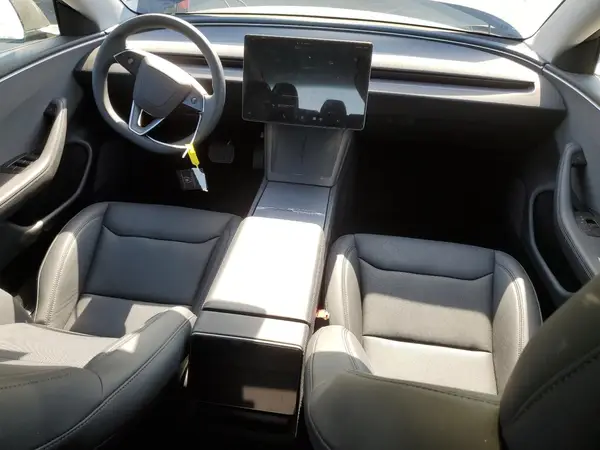 5YJ3E1EA0SF902836 2025 TESLA MODEL 3 - Image 8