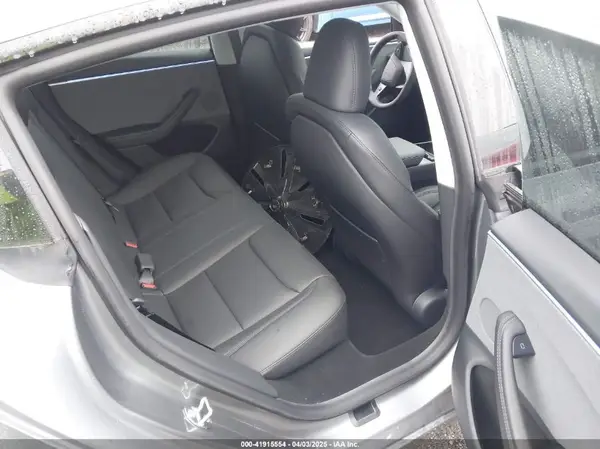 5YJ3E1EA0SF906935 2025 TESLA MODEL 3 - Image 8