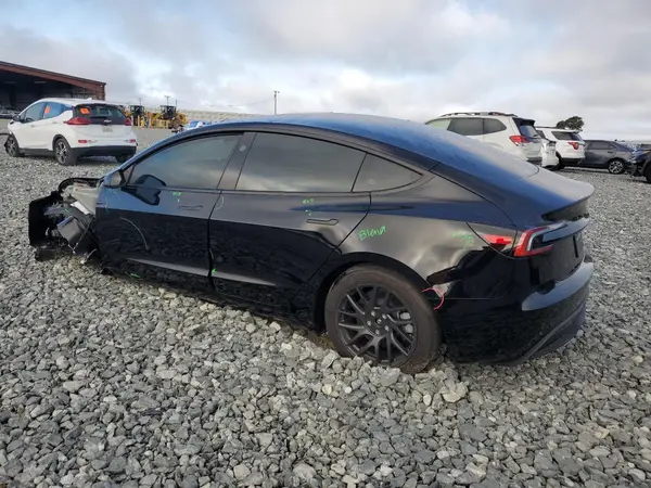 5YJ3E1EA0SF907891 2025 TESLA MODEL 3 - Image 2