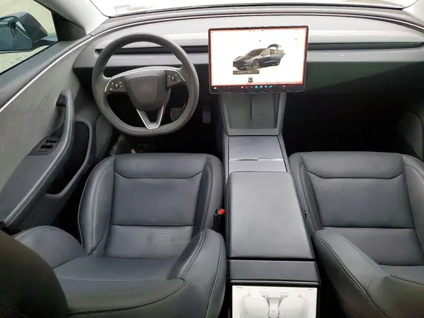5YJ3E1EA0SF911164 2025 TESLA MODEL 3 - Image 8