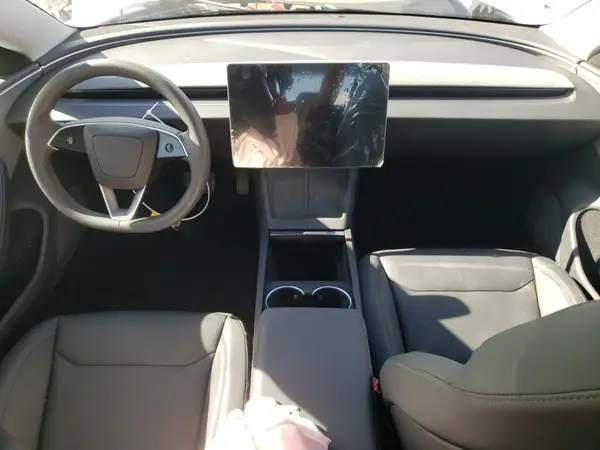 5YJ3E1EA0SF911326 2025 TESLA MODEL 3 - Image 8