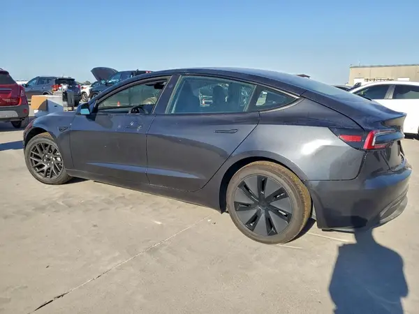 5YJ3E1EA0SF914727 2025 TESLA MODEL 3 - Image 2