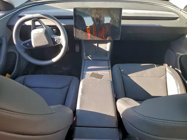 5YJ3E1EA0SF914727 2025 TESLA MODEL 3 - Image 8