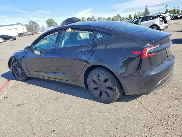 5YJ3E1EA0SF924979 2025 TESLA MODEL 3 - Image 2