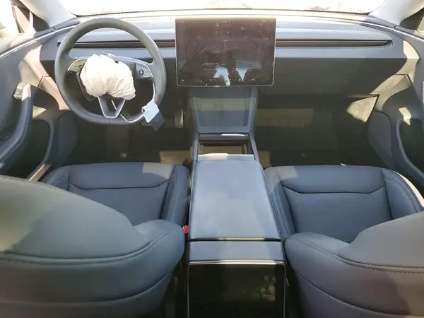 5YJ3E1EA0SF924979 2025 TESLA MODEL 3 - Image 8