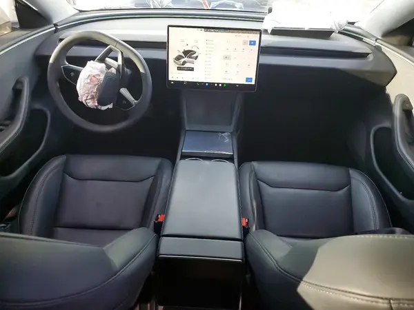 5YJ3E1EA0SF928997 2025 TESLA MODEL 3 - Image 8