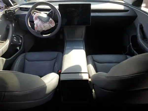5YJ3E1EA0SF930913 2025 TESLA MODEL 3 - Image 8