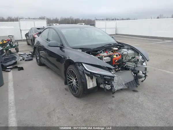 5YJ3E1EA0SF938784 2025 TESLA MODEL 3 - Image 1