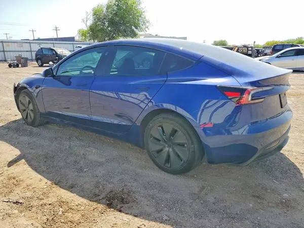 5YJ3E1EA0SF953463 2025 TESLA MODEL 3 - Image 2