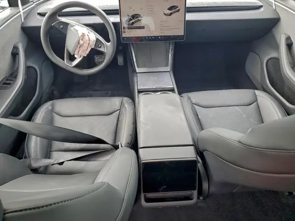5YJ3E1EA0SF961787 2025 TESLA MODEL 3 - Image 8