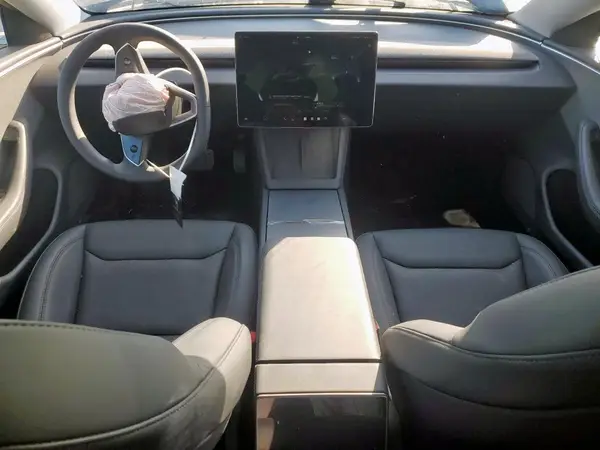 5YJ3E1EA0SF962390 2025 TESLA MODEL 3 - Image 8