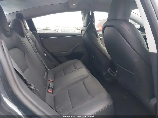 5YJ3E1EA0SF968349 2025 TESLA MODEL 3 - Image 8