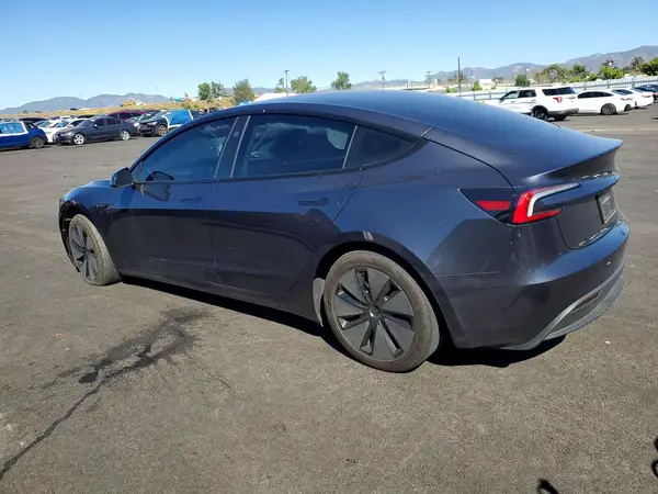 5YJ3E1EA0SF968707 2025 TESLA MODEL 3 - Image 2