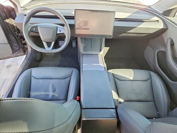 5YJ3E1EA0SF971946 2025 TESLA MODEL 3 - Image 8