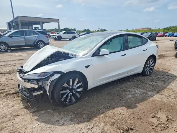 5YJ3E1EA0SF976001 2025 TESLA MODEL 3 - Image 1