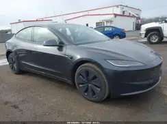 5YJ3E1EA0SF976399 2025 TESLA MODEL 3