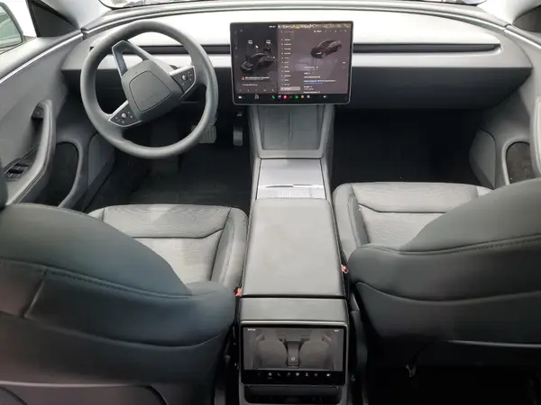 5YJ3E1EA0SF981490 2025 TESLA MODEL 3 - Image 8