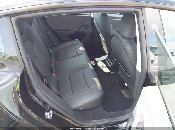 5YJ3E1EA0SF982929 2025 TESLA MODEL 3 - Image 8