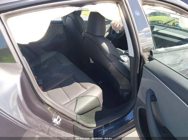 5YJ3E1EA0SF986155 2025 TESLA MODEL 3 - Image 8