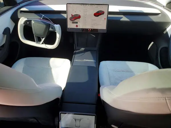 5YJ3E1EA0SF988696 2025 TESLA MODEL 3 - Image 8