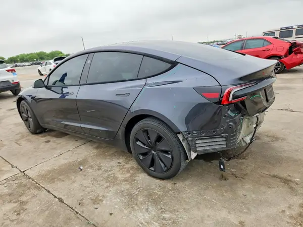 5YJ3E1EA0SF991632 2025 TESLA MODEL 3 - Image 2