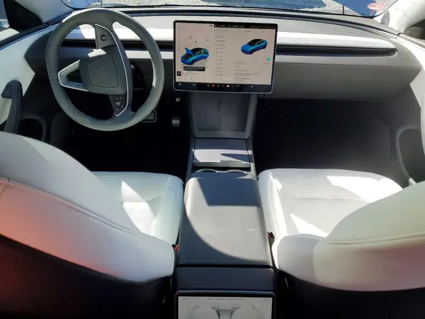 5YJ3E1EA0SF991873 2025 TESLA MODEL 3 - Image 8