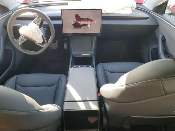 5YJ3E1EA0TF121333 2026 TESLA MODEL 3 - Image 8