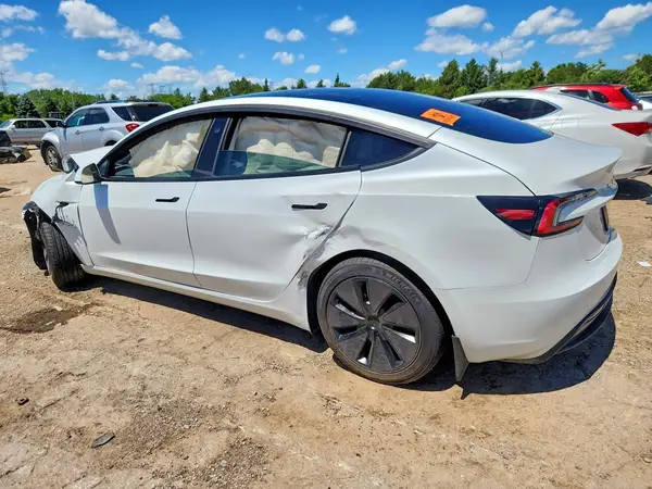 5YJ3E1EA0TF124314 2026 TESLA MODEL 3 - Image 2
