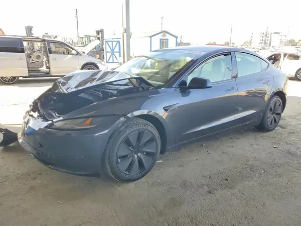 5YJ3E1EA0TF125902 2026 TESLA MODEL 3 - Image 1