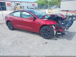 5YJ3E1EA0TF140075 2026 TESLA MODEL 3