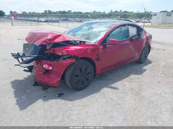 5YJ3E1EA0TF140075 2026 TESLA MODEL 3 - Image 2