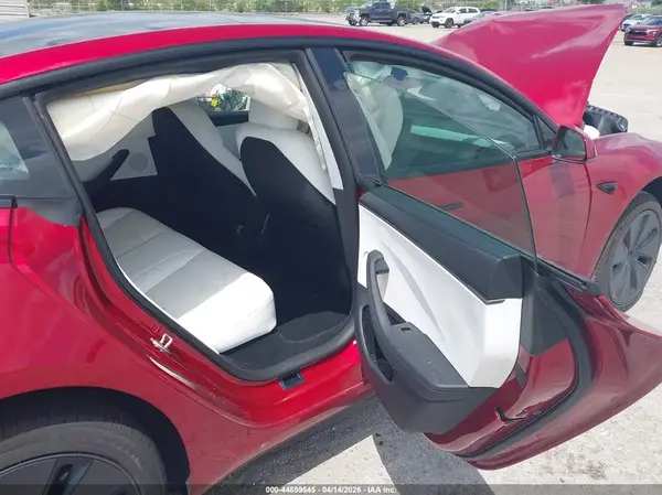 5YJ3E1EA0TF140075 2026 TESLA MODEL 3 - Image 8
