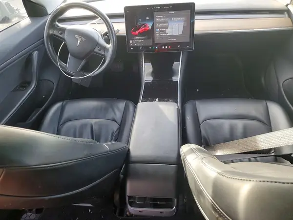 5YJ3E1EA1JF004101 2018 TESLA MODEL 3 - Image 8