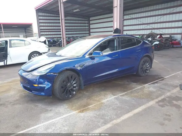 5YJ3E1EA1JF004308 2018 TESLA MODEL 3 - Image 2