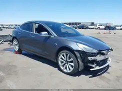 5YJ3E1EA1JF004549 2018 TESLA MODEL 3