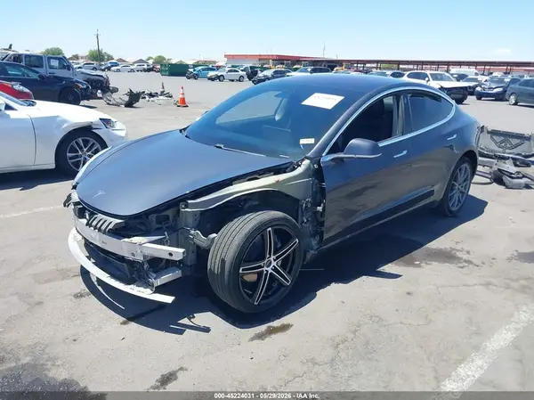 5YJ3E1EA1JF004549 2018 TESLA MODEL 3 - Image 2