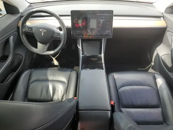 5YJ3E1EA1JF004938 2018 TESLA MODEL 3 - Image 8